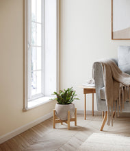 Load image into Gallery viewer, Winter Clouds stand:bamboo