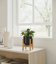 Load image into Gallery viewer, Stone Black stand:bamboo