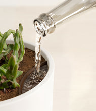 Load image into Gallery viewer, White stand:all