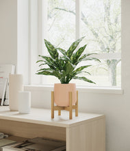 Load image into Gallery viewer, Gentle Pink stand:bamboo
