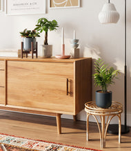 Load image into Gallery viewer, Pebble Shore stand:one_stand
