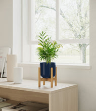 Load image into Gallery viewer, Twilight Blue stand:bamboo
