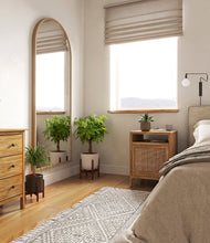 Load image into Gallery viewer, Woodland stand:two_stands
