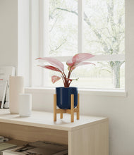 Load image into Gallery viewer, Twilight Blue stand:bamboo
